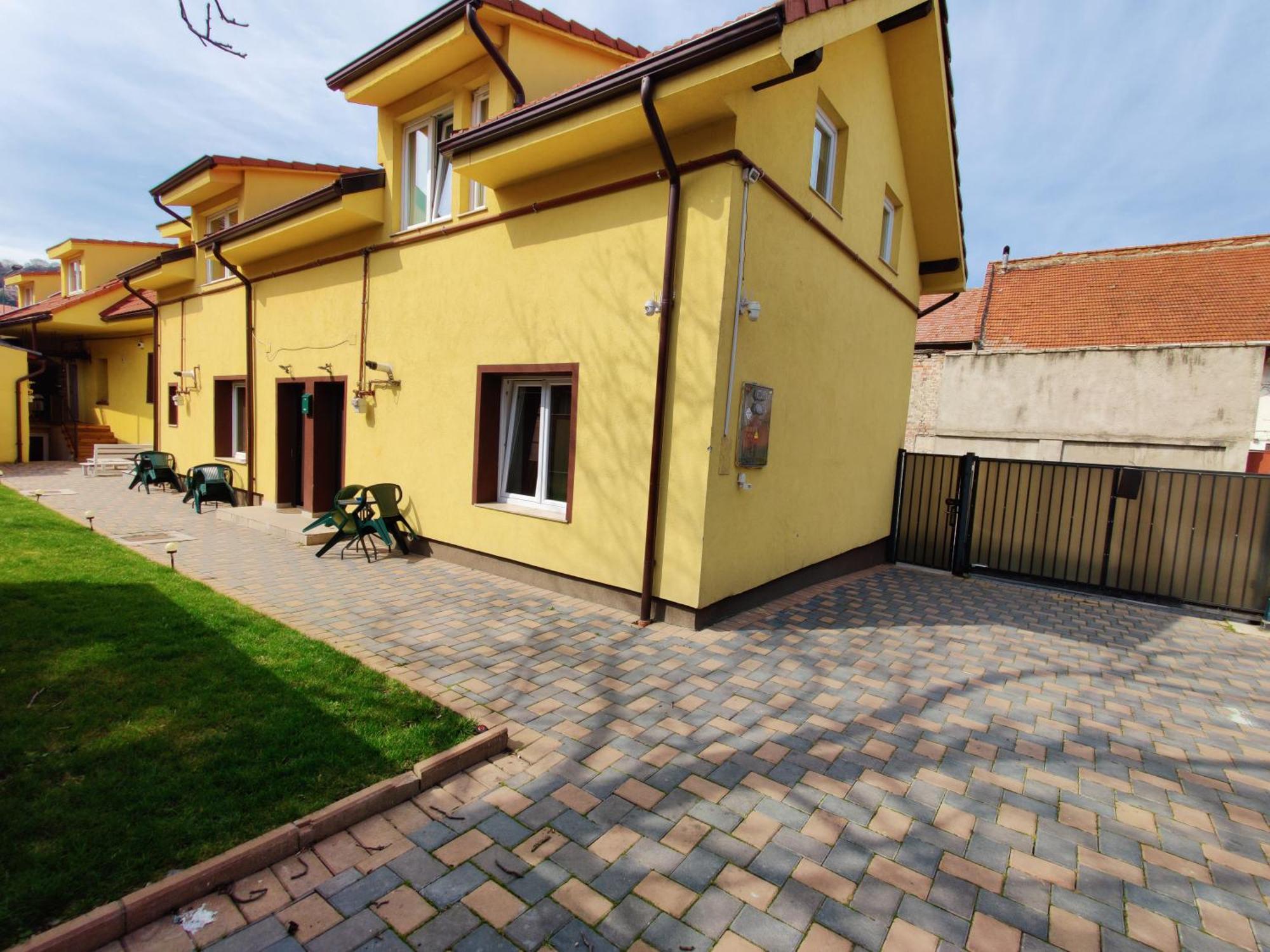 Apartamente De Inchiriat Lucky House Brasov Exterior photo