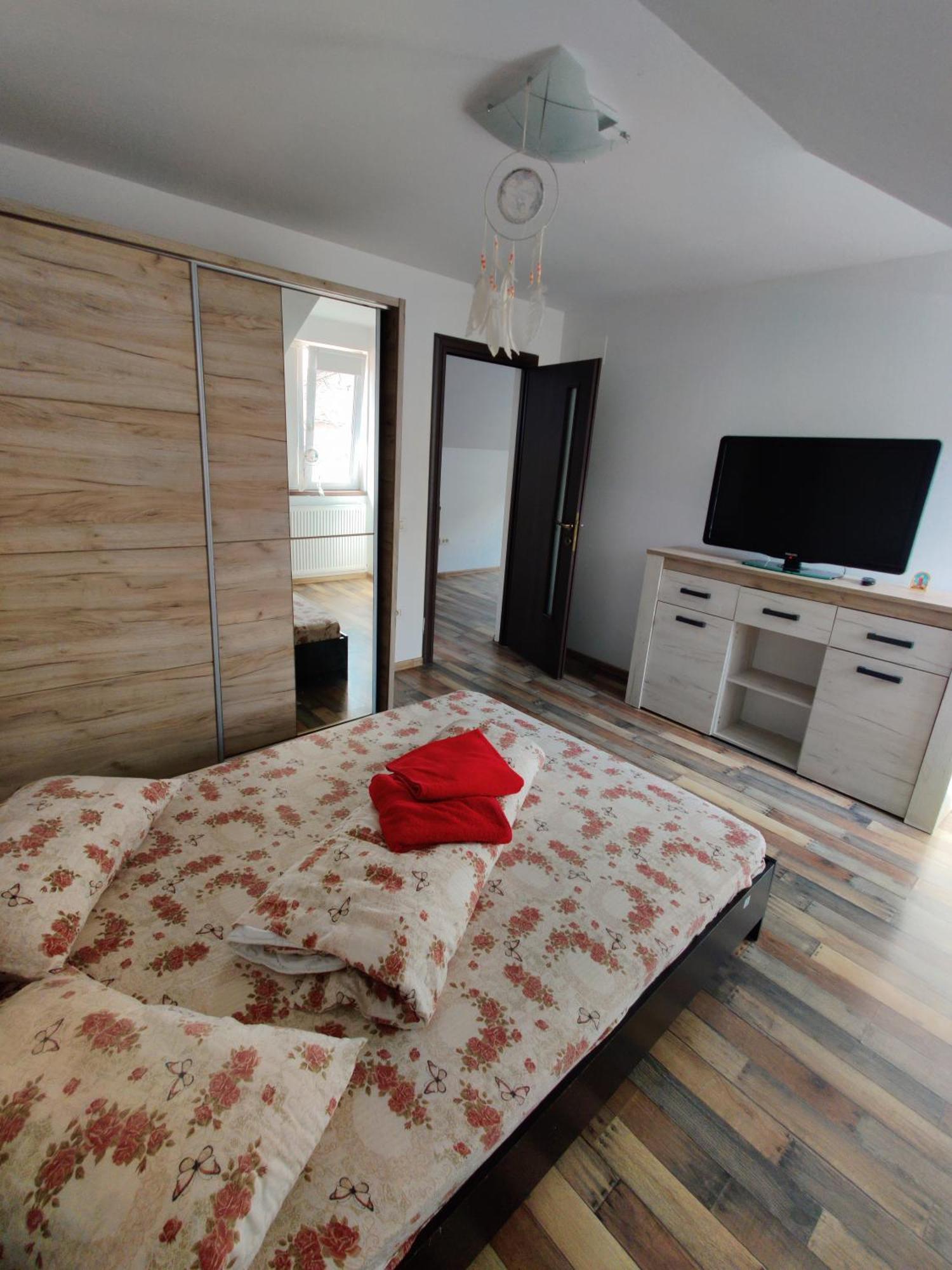 Apartamente De Inchiriat Lucky House Brasov Exterior photo